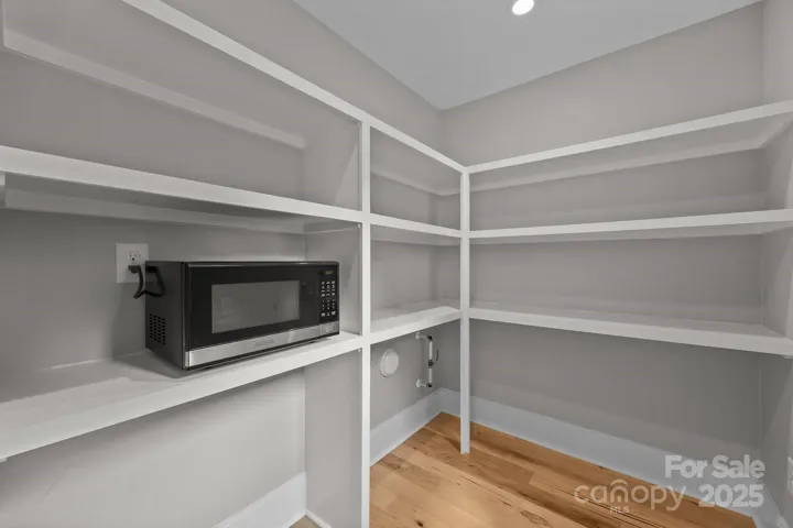 Walk-In Pantry