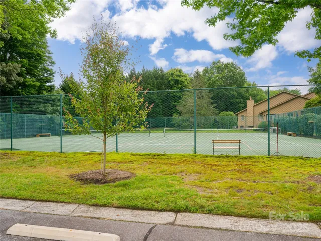 Tennis and Pickle Ball Courts