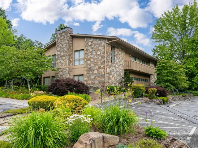 Well Appointed Club House With Kitchen and Ample Seating