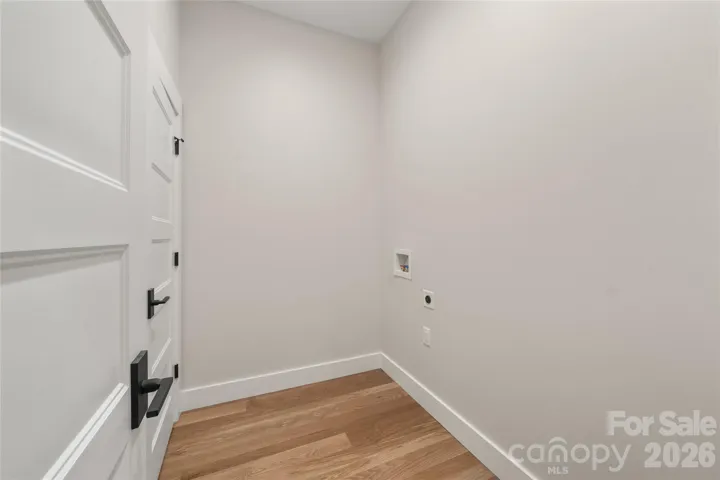 Lower Laundry/storage