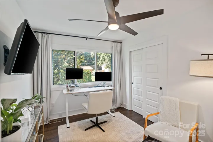 Office/3rd bedroom with great sliding window.