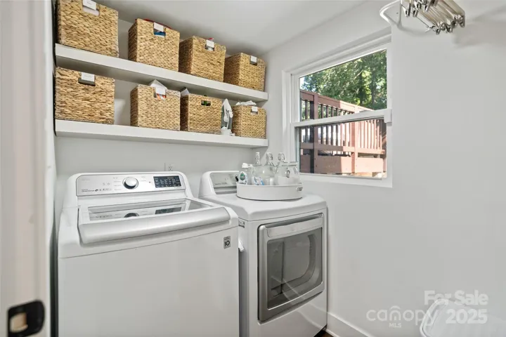 Lower level laundry room