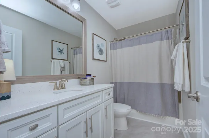 Upstairs Full Bath
