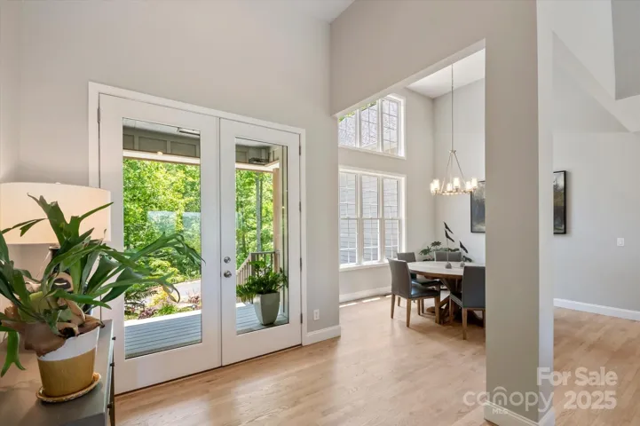 Elegant double door entry