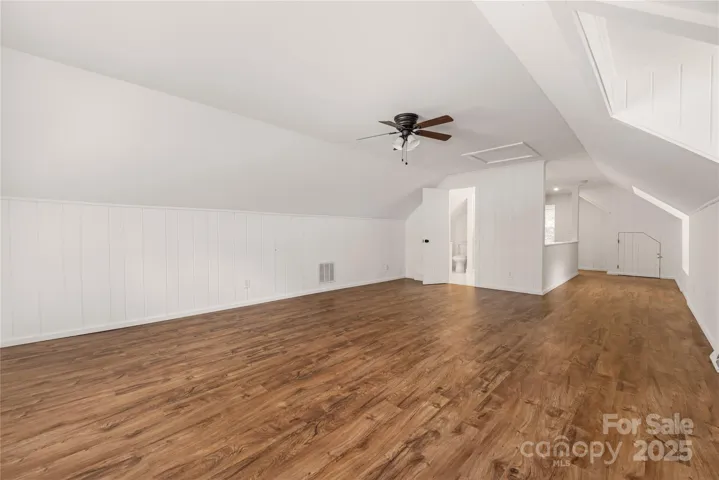 Loft/Bedroom Second Floor