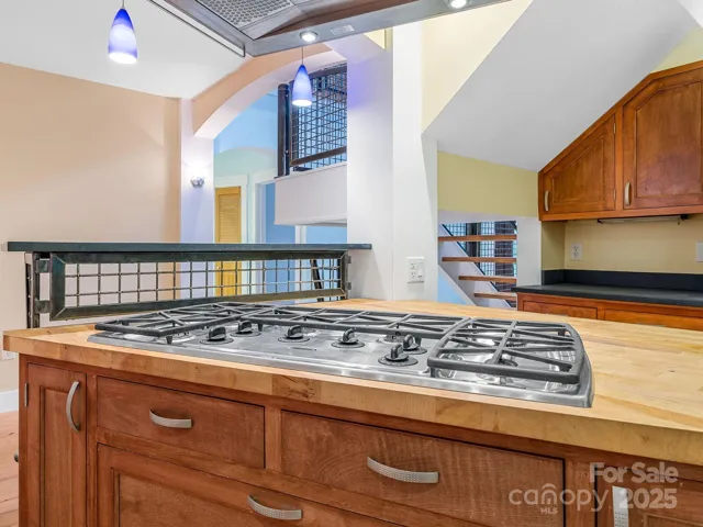 6 burner gas cooktop
