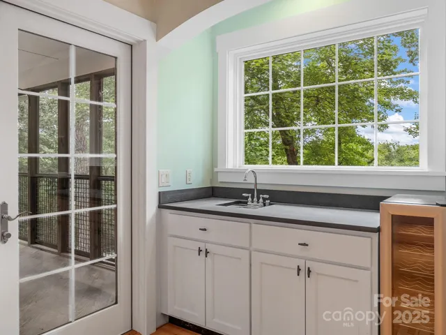 Wet bar with wine/beverage refrigerator