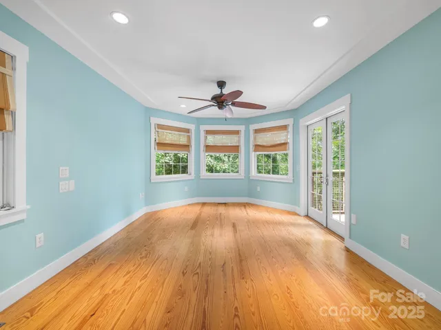 Door to the right leads to the deck.