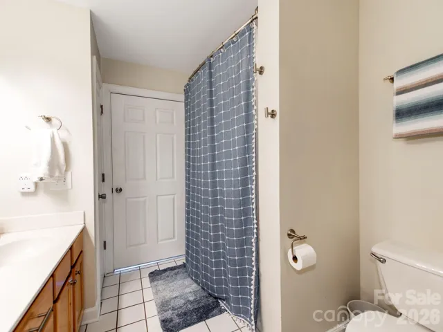 primary bath w/ shower area.
