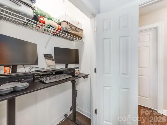 computer/ office niche