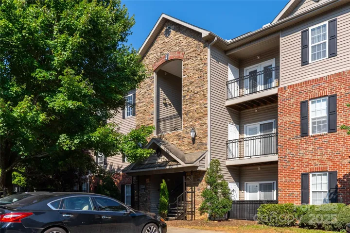300 Appeldoorn Cir.