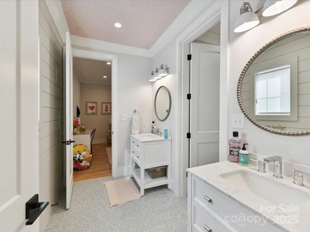 Jack and Jill Bath