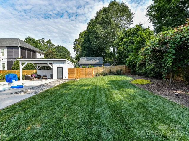 Huge Yard