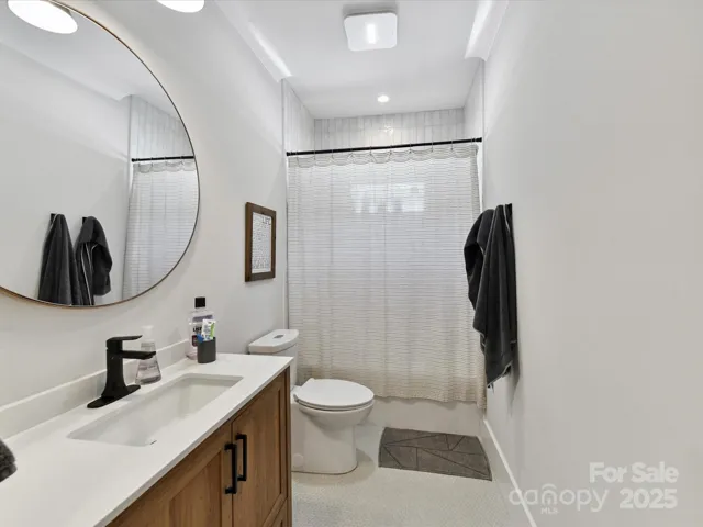 Full Bath #3
