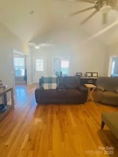 Additional Living Room