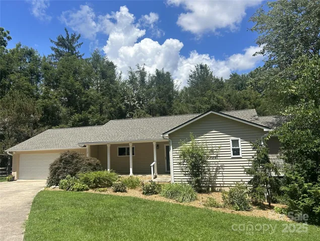This sweet home offers main floor living in the desired Beaverdam community.