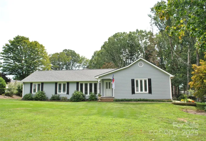 Welcome to 231 Kimberly Ann Drive!