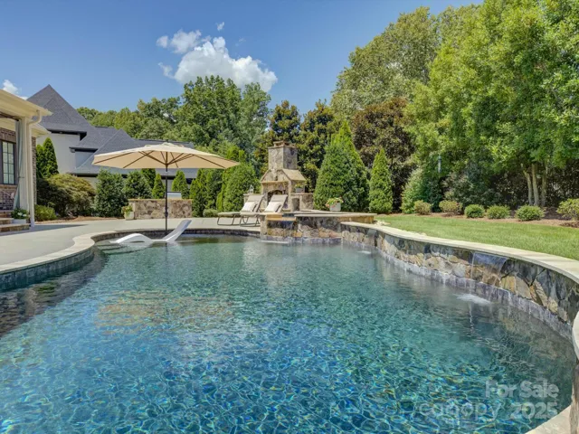 Welcome to 7407 Barrington Ridge Drive!