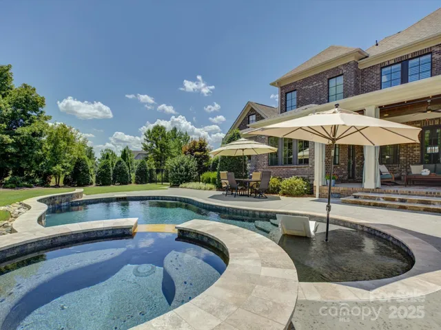 Welcome to 7407 Barrington Ridge Drive!