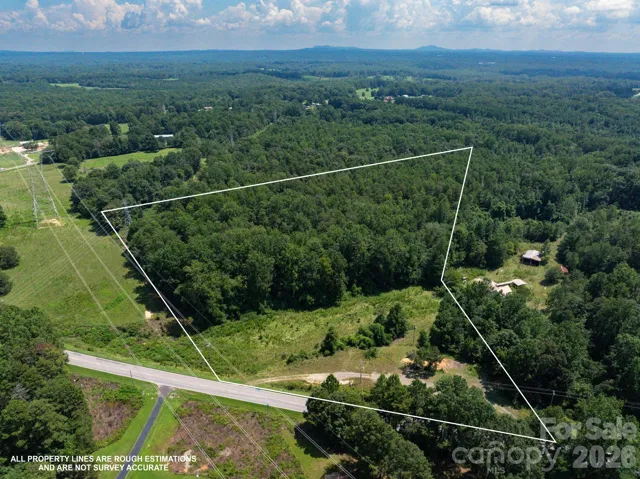 Boundary lines shown are not guaranteed to be exact; buyer to verify.