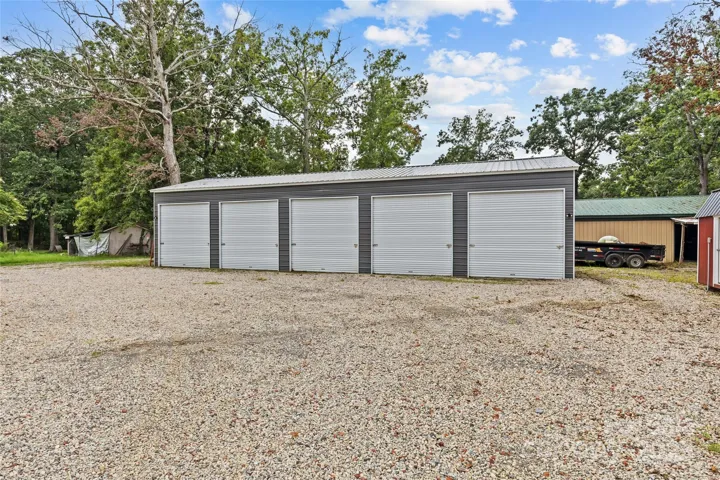 5 Car Garage