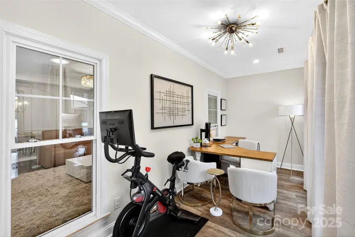 Sunroom/office