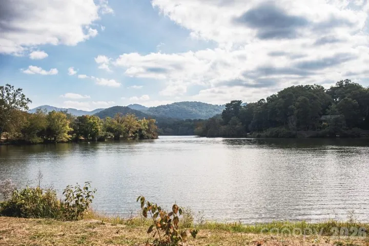 Beaver Lake