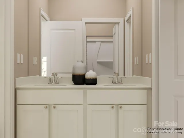 Owners Bath