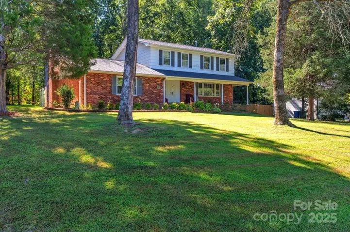 201 Bayberry Dr, Salisbury, NC