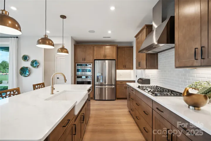 Gourmet kitchen layout designed to inspire. *Model Photos | actual finishes, structural selections, and orientation may vary.
