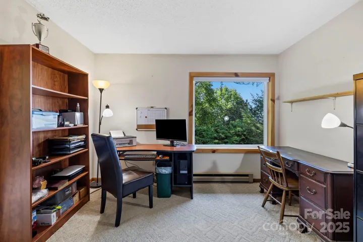 Office or additional bedroom