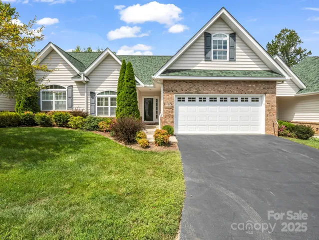 Welcome to beautiful 89 Victoria Drive!