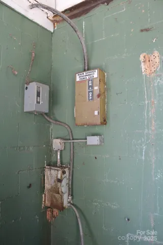 1170