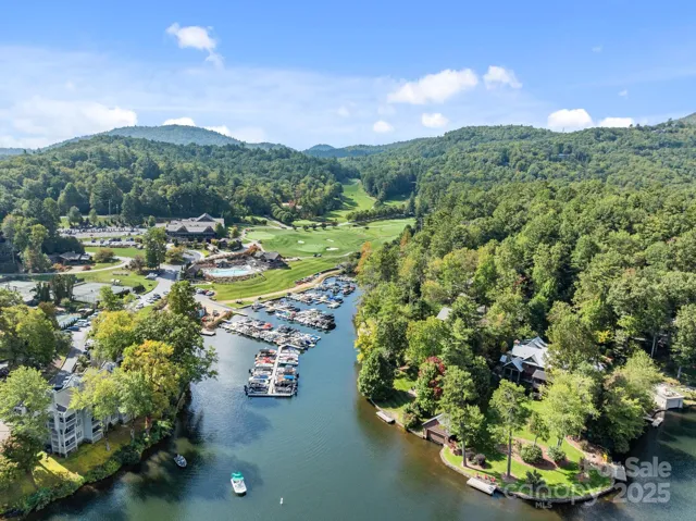 Lake Toxaway Country Club and Golf Course