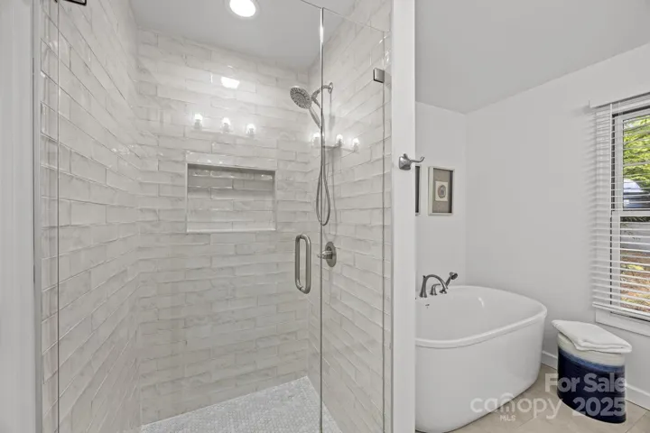 Main Level Primary Suite Bath #1