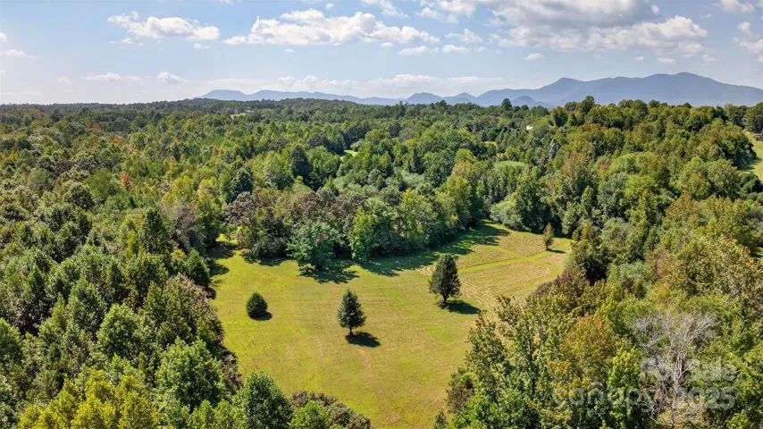 View of the rear pasture facing towards the front of the property.