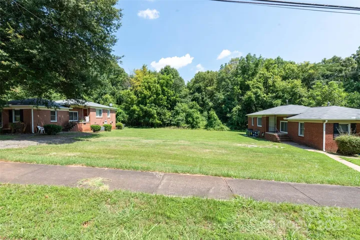 Vacant and mainly cleared Lot