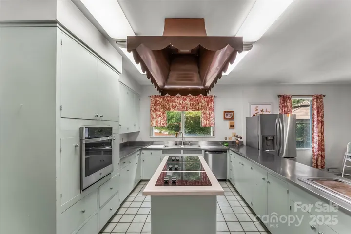 1170