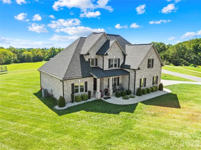 WELCOME HOME!