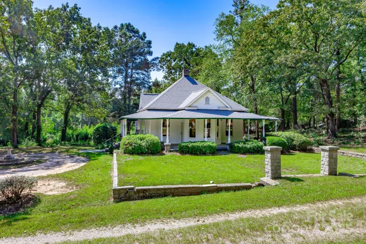 2086 Rion Road, Winnsboro, SC