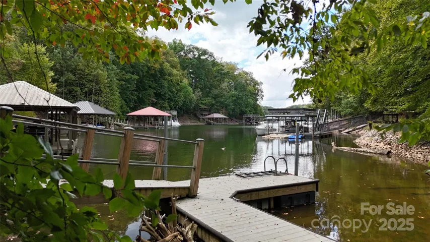 Dock / Cove View