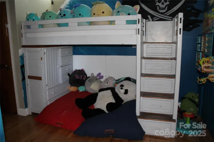 1170