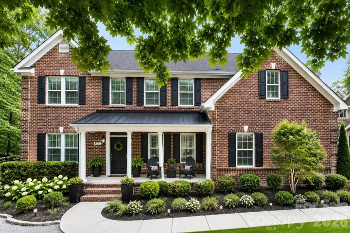 Virtually Staged Photo of Exterior Shutter and Landscape Options