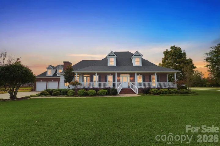 1004 Brockman Rd