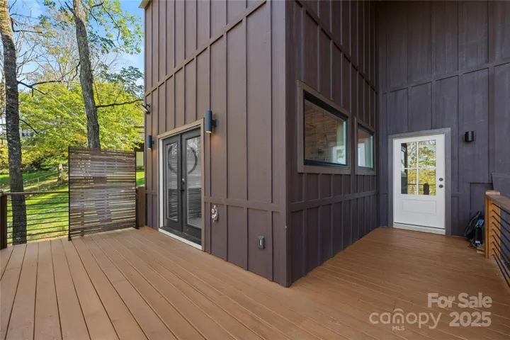 Deck off spa