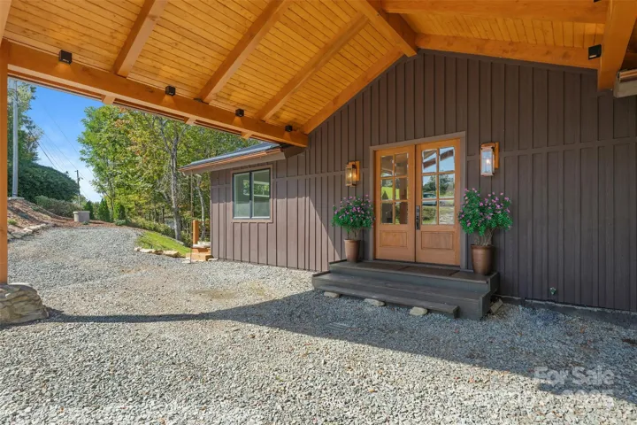 Covered front entry and porte cochere