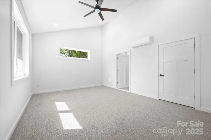 Main-level primary suite