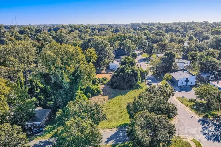 Aerial photo from front of the lot