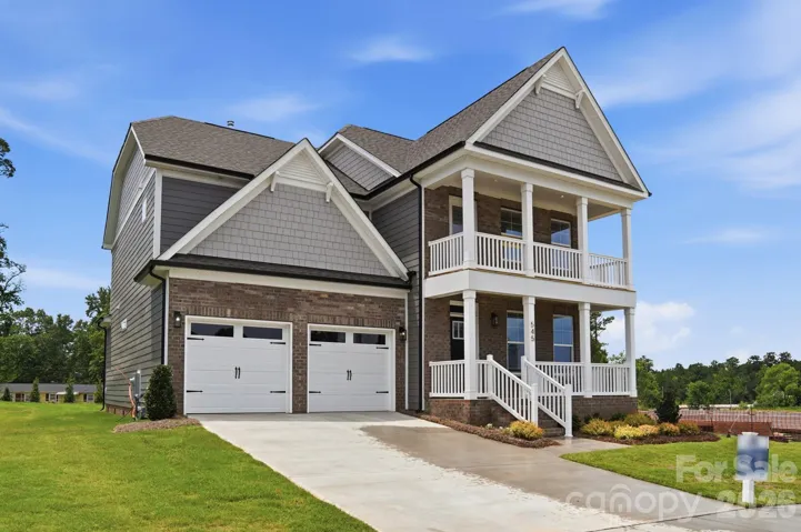Homesite 10 features a Baldwin F floorplan