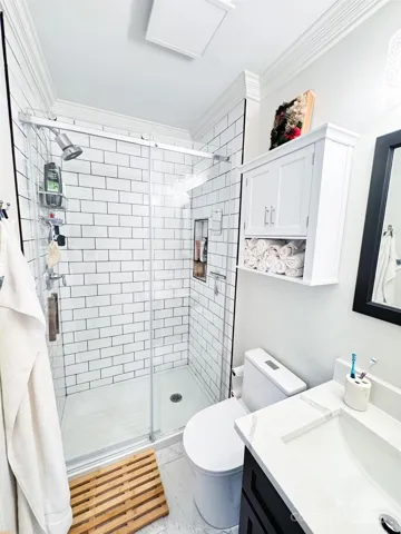 New en suite full bath